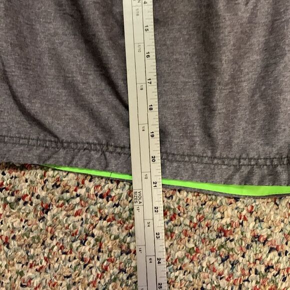 Speedo NWOT Marina Gray Lime Green 20” Swim Trunks Size L - Picture 12 of 14